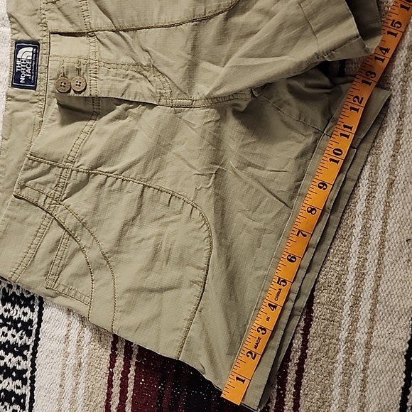 🔴 🔚🔜 SALE VTG The North Face Khaki Tech Canvas Shorts. - Picture 8 of 9